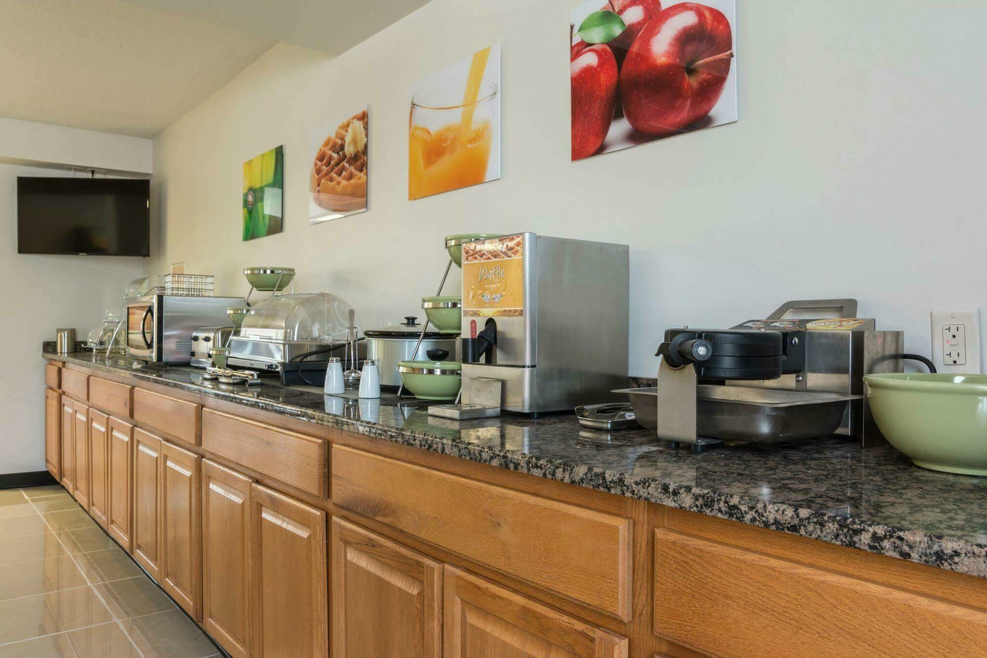 Days Inn By Wyndham Hartsfield Jackson Atlanta Airport West College Park Екстериор снимка